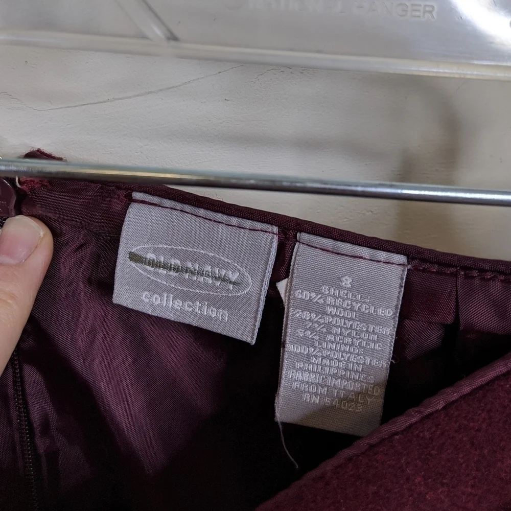 Old Navy Vintage Wool Blend Maroon A-line Skirt Size 8